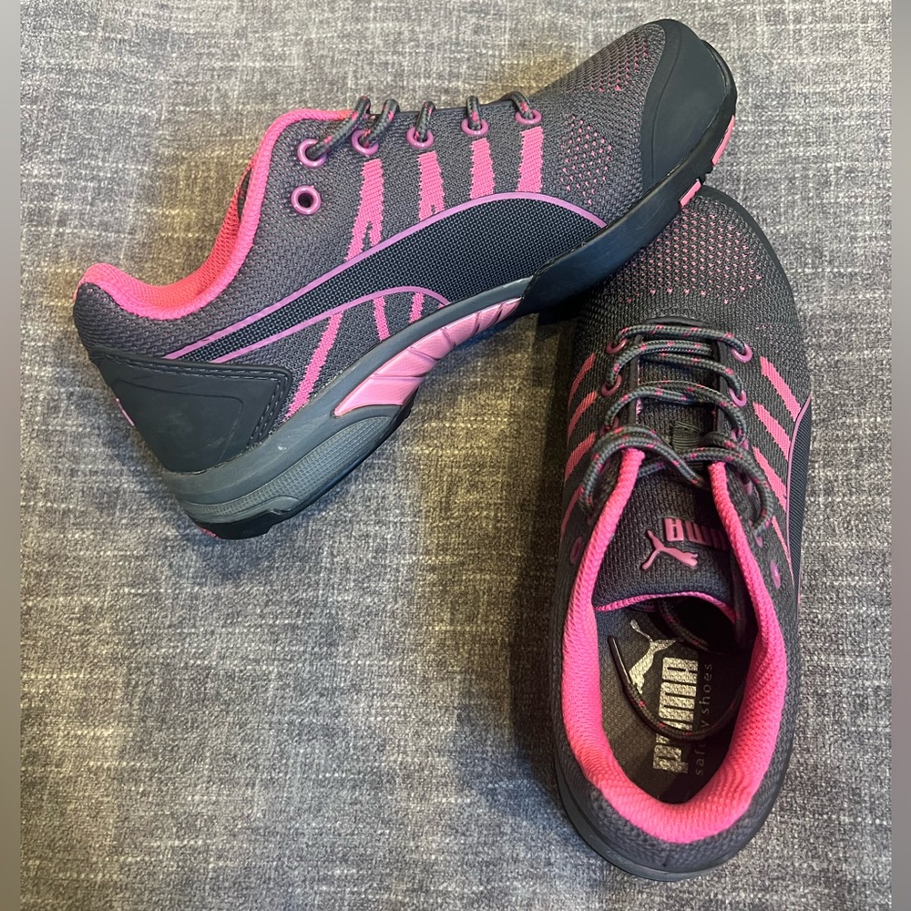 Puma SAFETY WORK SHOES. Size 7.
Excellent Condition.